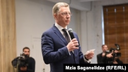 Курт Волкер