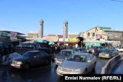 Рынок Узгена.