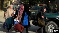 Жардыруу болгон университеттин студенттери