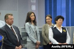 Сергей Шерегов һәм фонд ярдәмчеләре