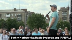 Святослав Вакарчук на встрече с жителями Славянска