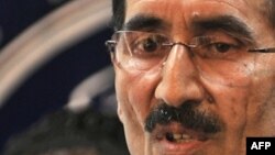 خالد: آنان در ولایت هلمند به گونه فوق العاده فعال هستند، در کندز فعال هستند، در بغلان فعال هستند، در پکتیا فعال هستند، در مورد حادثه جانی خیل شنیده باشید در ننگرهار و فراه فعال هستند.