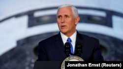 مایک پنس معاون رئیس جمهور ارمریکا