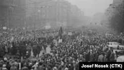 محصلان معترض در سال ۱۹۶۹ در شهر پراگ