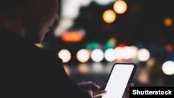 «Многие автотуристы после отключения мобильного интернета попросту уезжают из Крыма», заявил активист