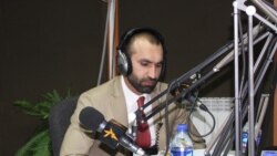 انتظار خادم، کارشناس سیاسی