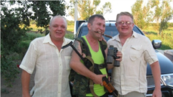 Сергій Тіунов (справа), Сергій Дубинський (у центрі), архівне фото