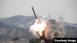 Түндүк Корея ракета аткан учур.