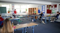 Германиянын айрым шаарларындагы мектептерде алдыдагы экзамендерге даярдык көрүлө баштады.