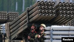 Дэманстрацыя зброі на парадзе ў Пхеньяне 9 верасьня 2018 году