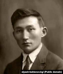 Зыяш Бектенов жаш кезинде.