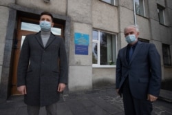 Голова Калинівської РДА Олександр Дмитрук та Голова районної ради Василь Поліщук