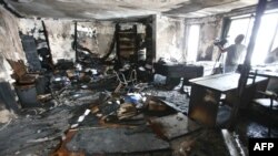 Күрттөрдүн таламын талашкан Элдик -демократиялык партиянын өрттөлгөн кеңсеси. Анкара, 9-сентябрь, 2015-жыл.