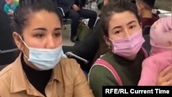 Шереметьев аэропортунда калган өзбекстандыктар.