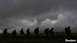 Израильские солдаты на учениях в районе Голанских высот