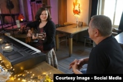 Музыкант Саитова Луиза шен белхан накъостца, Голланди