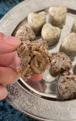 Цукерки з хробаками