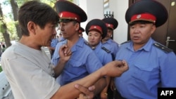 Бишкекте өткөн нааразылык акциясы.