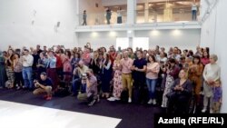 "Дәрдмәнд"не караган тамашачы