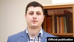 «Պատիվ ունեմ» խմբակցության պատգամավոր Տիգրան Աբրահամյան, արխիվ