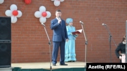 Авыл хакимияте җитәкчесе тәбрикли