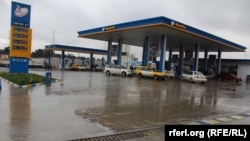 یک تانک تیل در شهر کابل - عکس از آرشیف