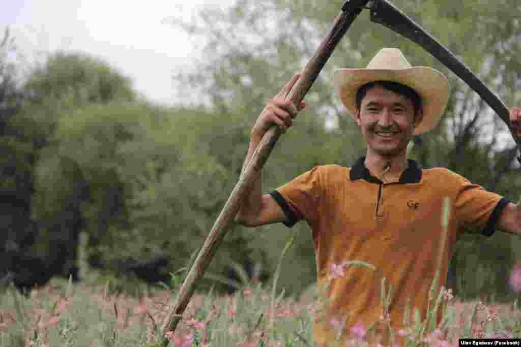 Улан туулуп-өскөн айылында, 2013-жылдын август айы