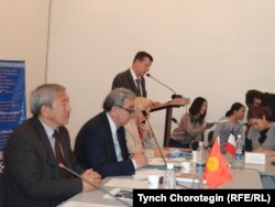 Эдуард Крусткалн илимий жыйын маалында. 03.11.17.