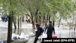 تصویر آرشیف: بارندگی ها در کابل . 