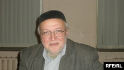 Гаяр Искәндәров