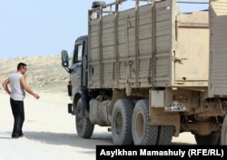 Автотрасса Актау-Атырау.