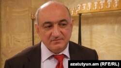 Բորիս Նավասարդյան, արխիվ