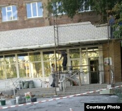 Восстановление центрального входа больницы №3.