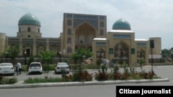 Кокондогу Мир медресеси жана жамы мечити.