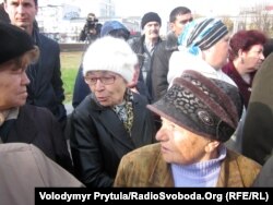 Бахтин-ханум та інші жінки претендують на земельні ділянки в Алуштинському регіоні