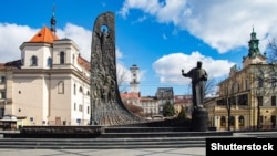 Пам’ятник Тарасу Шевченку у Львові