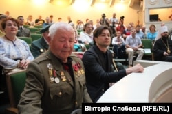 Міністр культури Євген Нищук (праворуч)