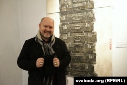 Уладзімер Голубеў з «чамаданамі»