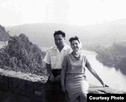 Кудайберген менен Сания.