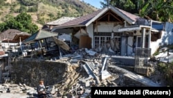 Разрушения от землетрясения на острове Ломбок. 6 августа 2018 года