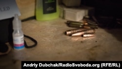 Колекція того, що «прилітає» до посадки навколо землянки