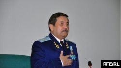 В Узбекистане Ходиева считают «преступным пособником» экс-генпрокурора Рашида Кадарова.