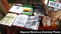 Кнігі і мёд краязнаўцы і гісторыка Валера Тухты