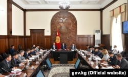 Совещание правительства под руководством Мухаммедкалыя Абылгазиева, 28 августа.