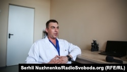 Щомісяця нейрохірург проводить від 10 до 15 операцій