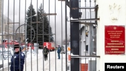 Ворота ИТЭФ вскоре после передачи института Курчатовскому центру