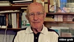 Борис Железнов