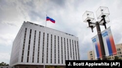 Орусиянын АКШдагы элчилигинин имараты. Вашингтон.