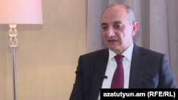 Բակո Սահակյան, արխիվ