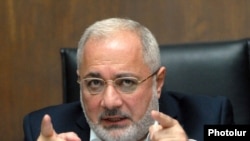 Руководитель парламентской фракции АРФД Ваан Ованнисян